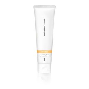 Rodan and fields reverse cleanser